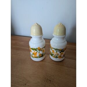 Vintage Avon Milk Glass Honeysuckle Salt and Pepper Shakers‎